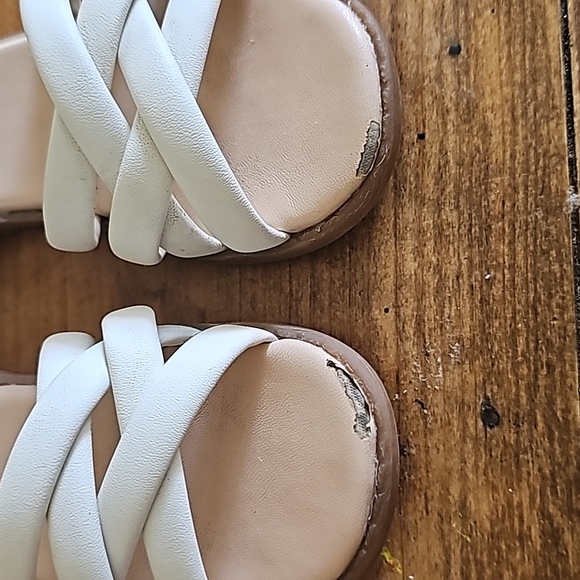 Girl' 2 sandals - Picture 2 of 6